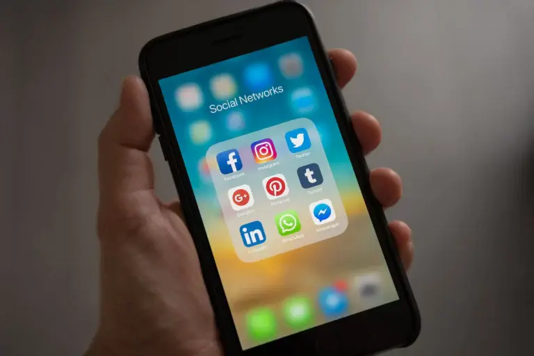 
			5 Social Media Post Ideas for Businesses